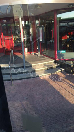  宜必思酒店广告屏