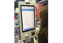 自助收银机改变人们传统购物结账方式