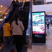 液晶广告机哪家好？网络广告机厂家哪家比较出