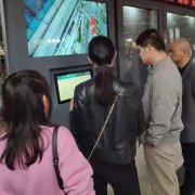 户外液晶广告机的维护