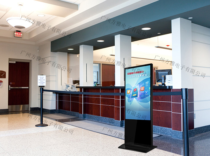 银行使用液晶广告机的好处